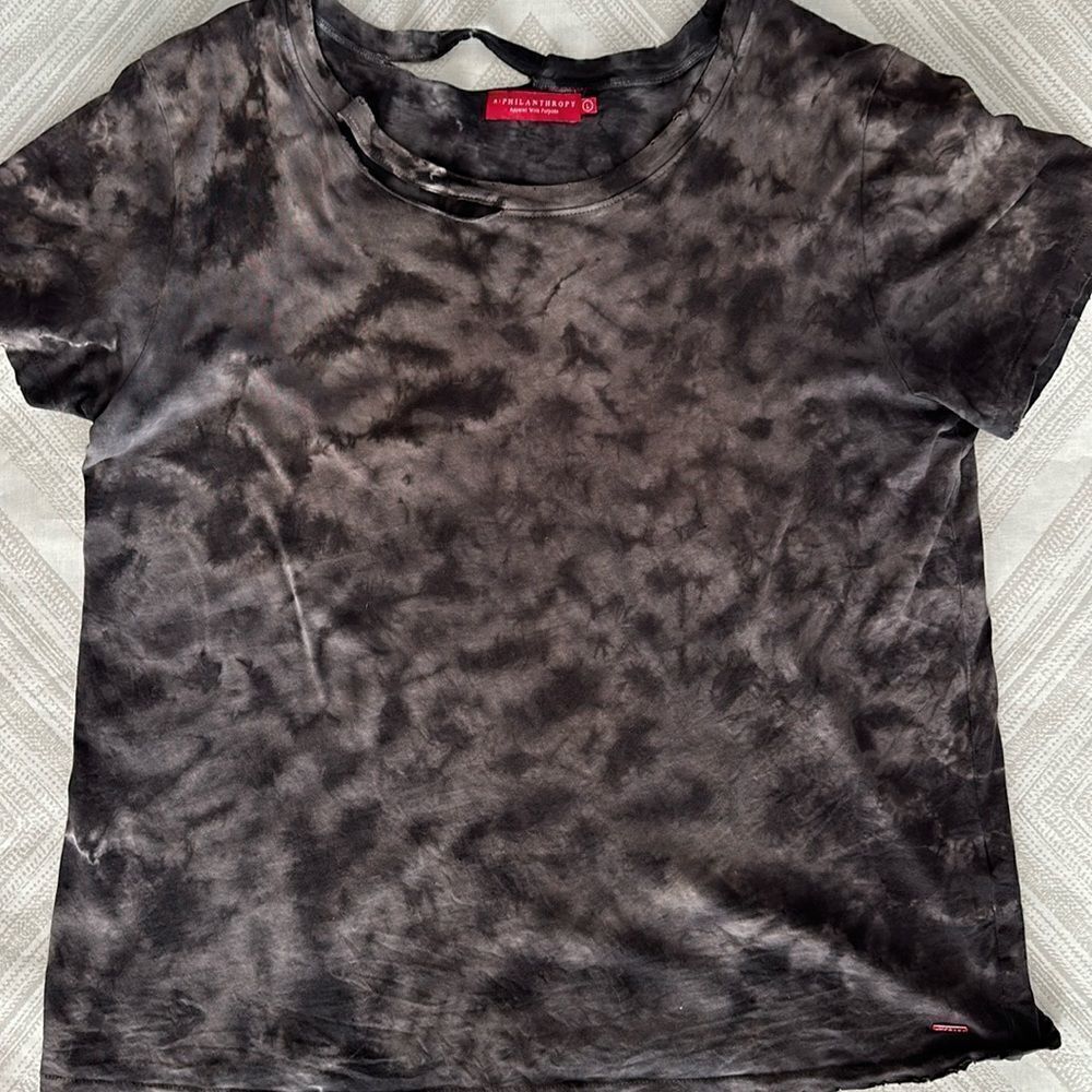 Philanthropy Women’s Distressed Black & Grey Tie Dye T-Shirt